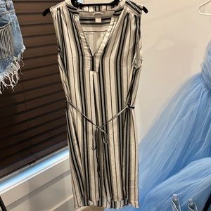 H&M white and black striped dress. Size 10. Worn once.